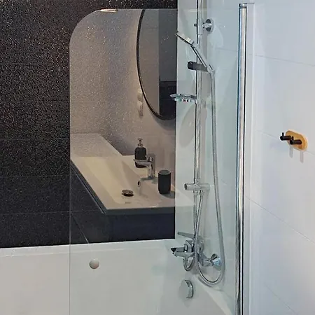דירה 1 Bedroom Cozy In קושאלין